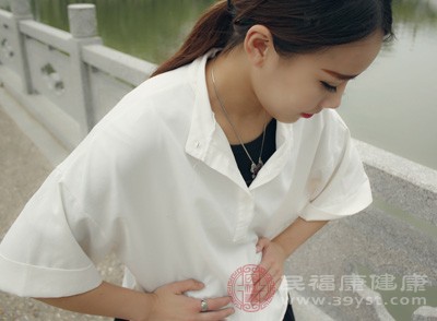 如有胃腸不適等副作用出現(xiàn)，可適當(dāng)調(diào)整劑量或者暫停服用，及時(shí)向醫(yī)生反映情況
